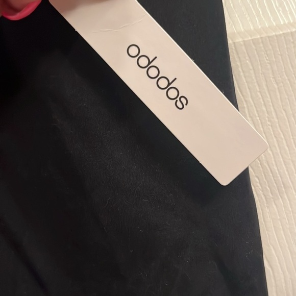 Ododos brand size XL cross waist black yoga leggings- NWT - Picture 3 of 5